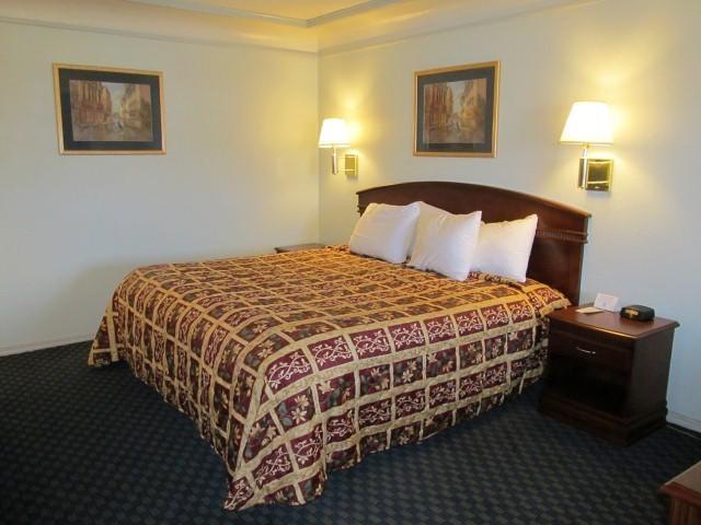 Whitten Inn Van Horn Rom bilde